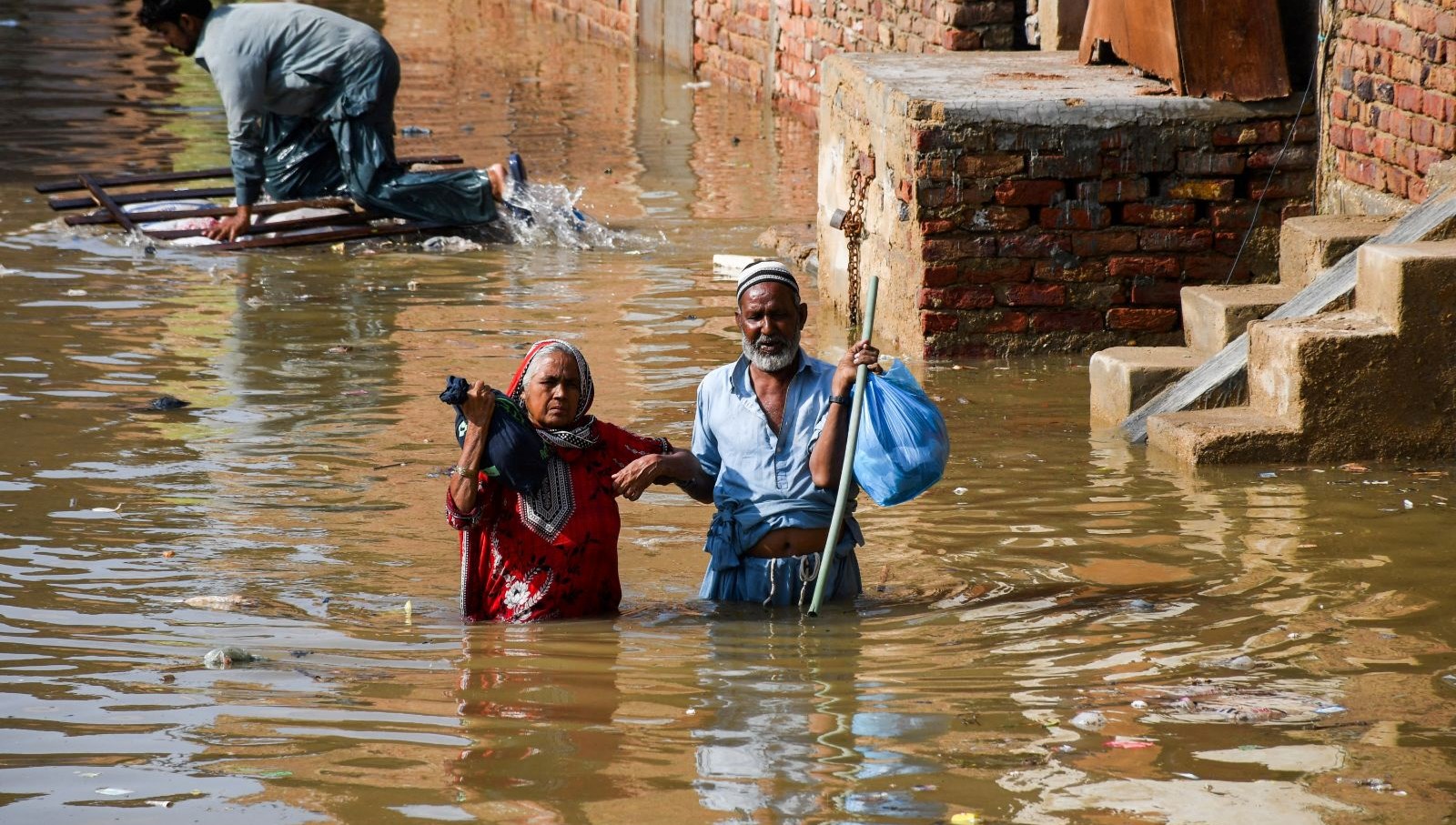 pakistanda muson yagislarinda can kaybi 905e yukseldi pBhtIiv5