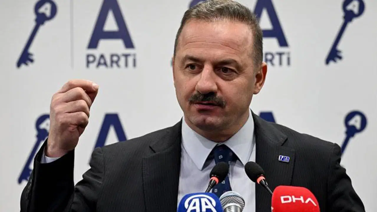 yavuz agiralioglundan meclisteki apo sloganlarina sert tepki yureginiz yetiyorsa ocalani cikarin beraber gelin sandiga QGni1pIE.jpg