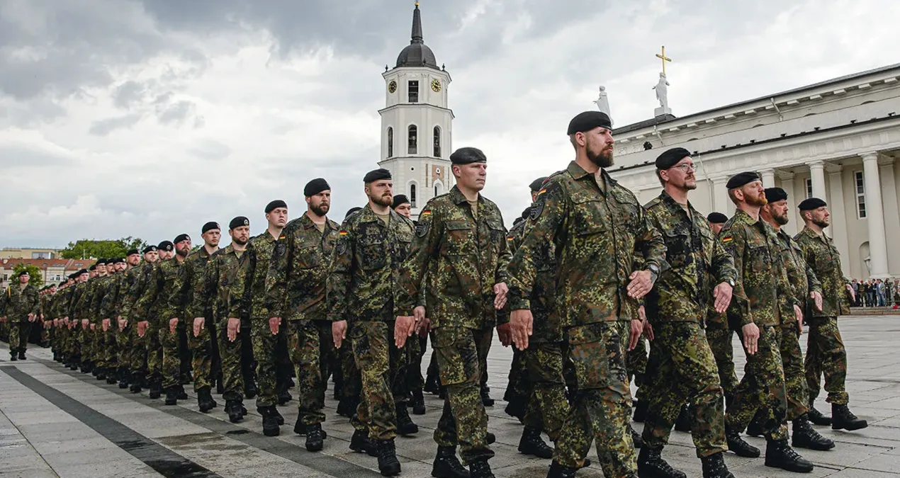 yeni askerlerine yer bulamayan almanyada konut projelerikisla insaatina donustu sLtnyHtb.jpg