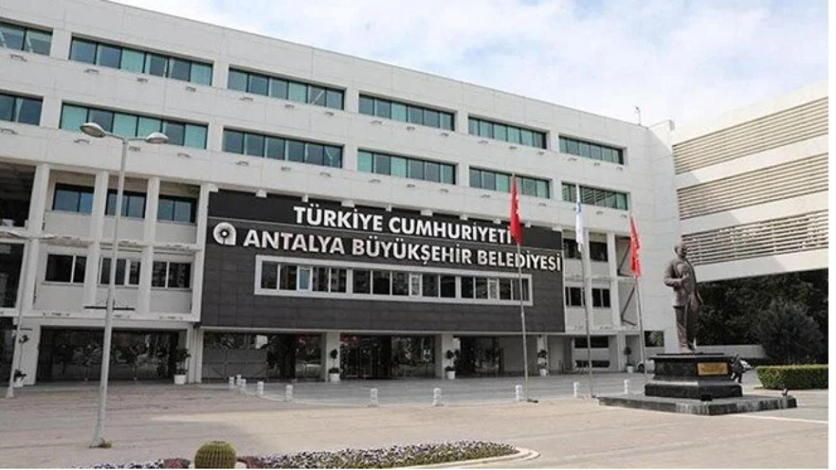 antalya buyuksehir belediyesine rusvet sorusturmasinda yeni gozaltilar 8Tg51vpa.jpg