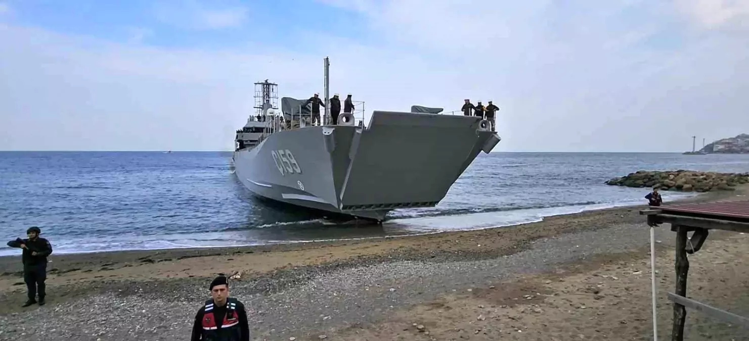 yeni tip cikarma gemisi c 159un testleri yalovada yapildi LZEJ2QyW.jpg